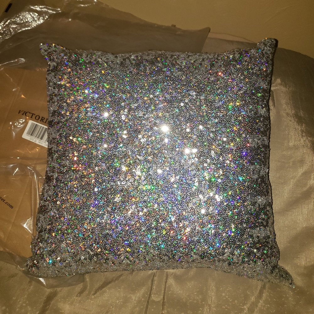 RARE HTF Victoria's Secret PINK snow leopard cheetah print sequin bling pillow - Picture 3 of 5